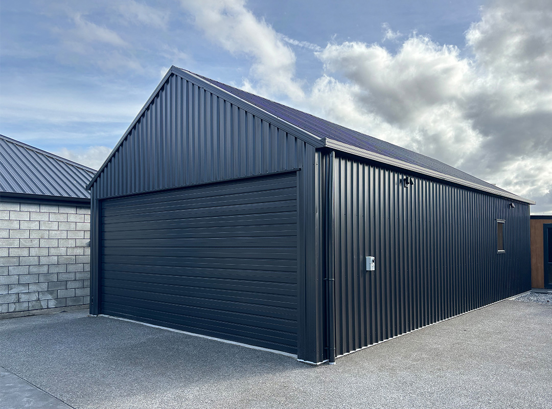 1 Double Garage with Storage 1080 x 800