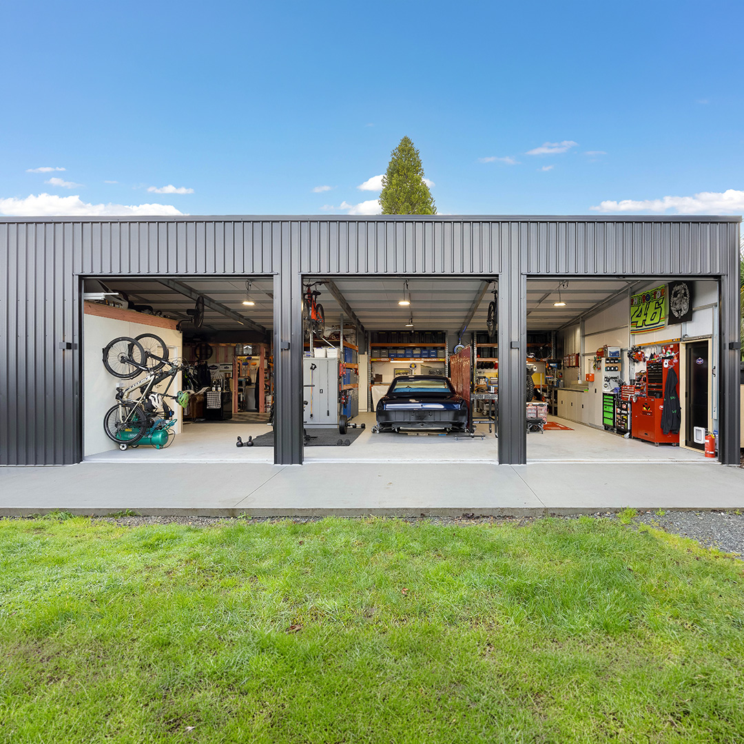 18 x 10 x 3.8 West Auckland 1080 x 1080