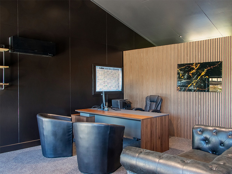 Nelson Caravan Showroom 800 x 600